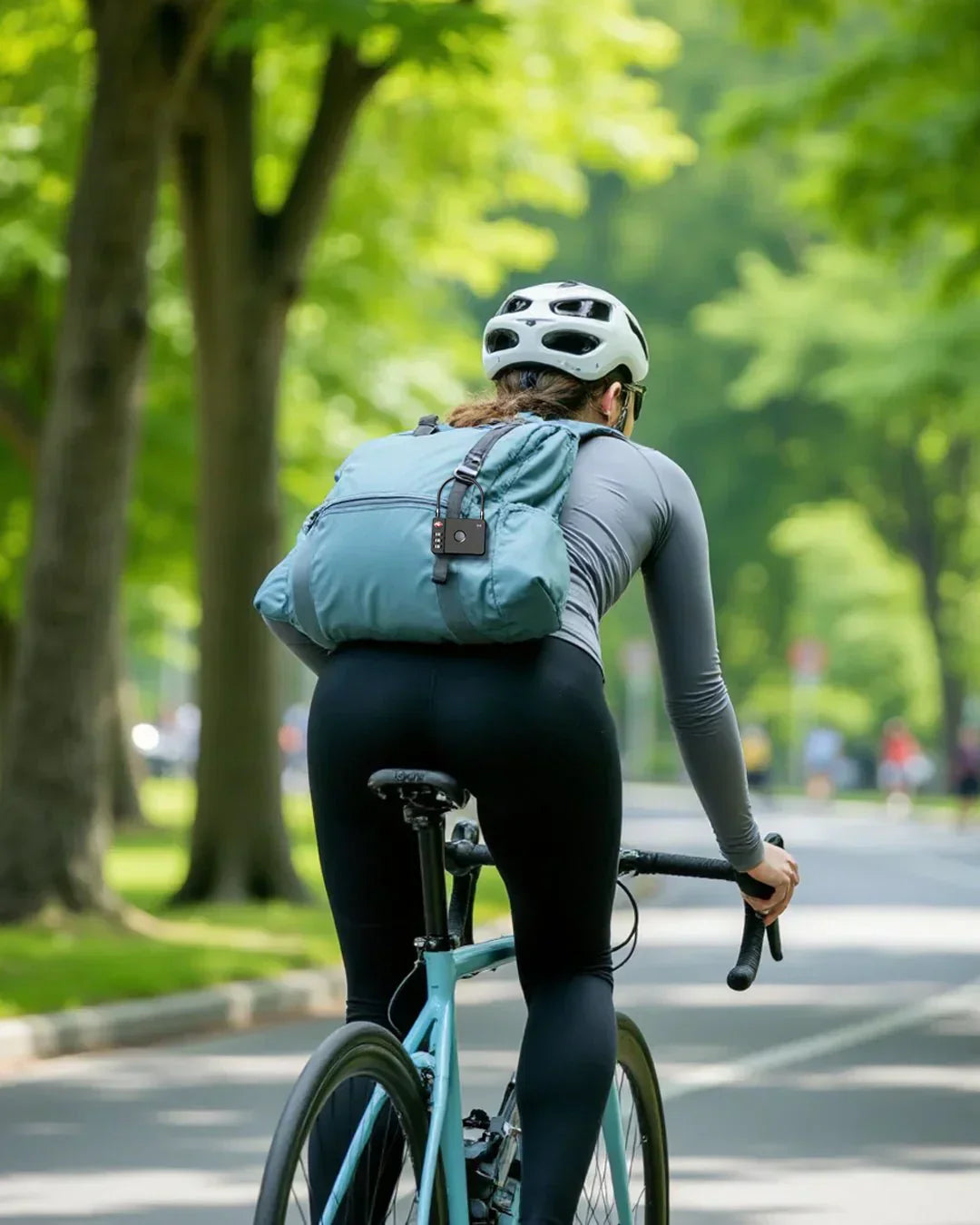 Why You Need a Tracker That Doesn't Care Which Phone You Use